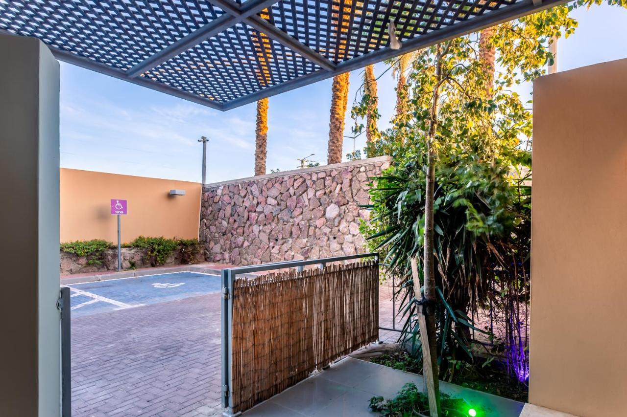 Almogim Suites Eilat Hotel (Adults Only) ห้อง รูปภาพ