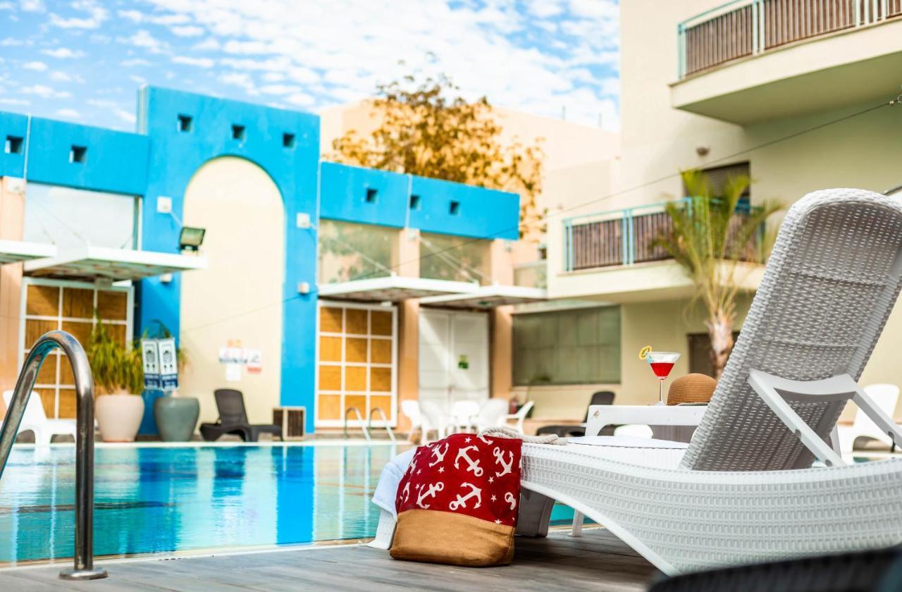 Almogim Suites Eilat Hotel (Adults Only) ภายนอก รูปภาพ