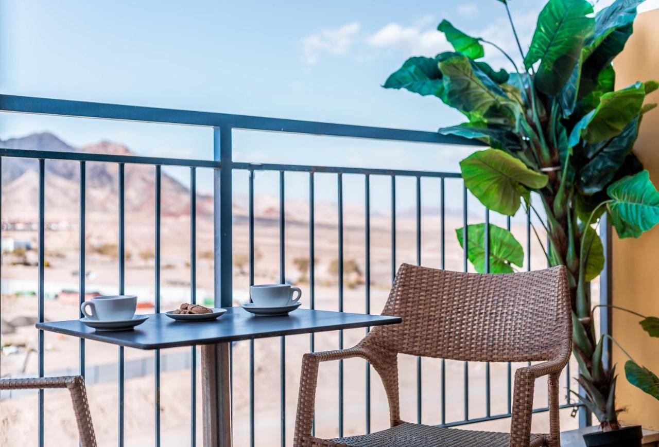 Almogim Suites Eilat Hotel (Adults Only) ภายนอก รูปภาพ