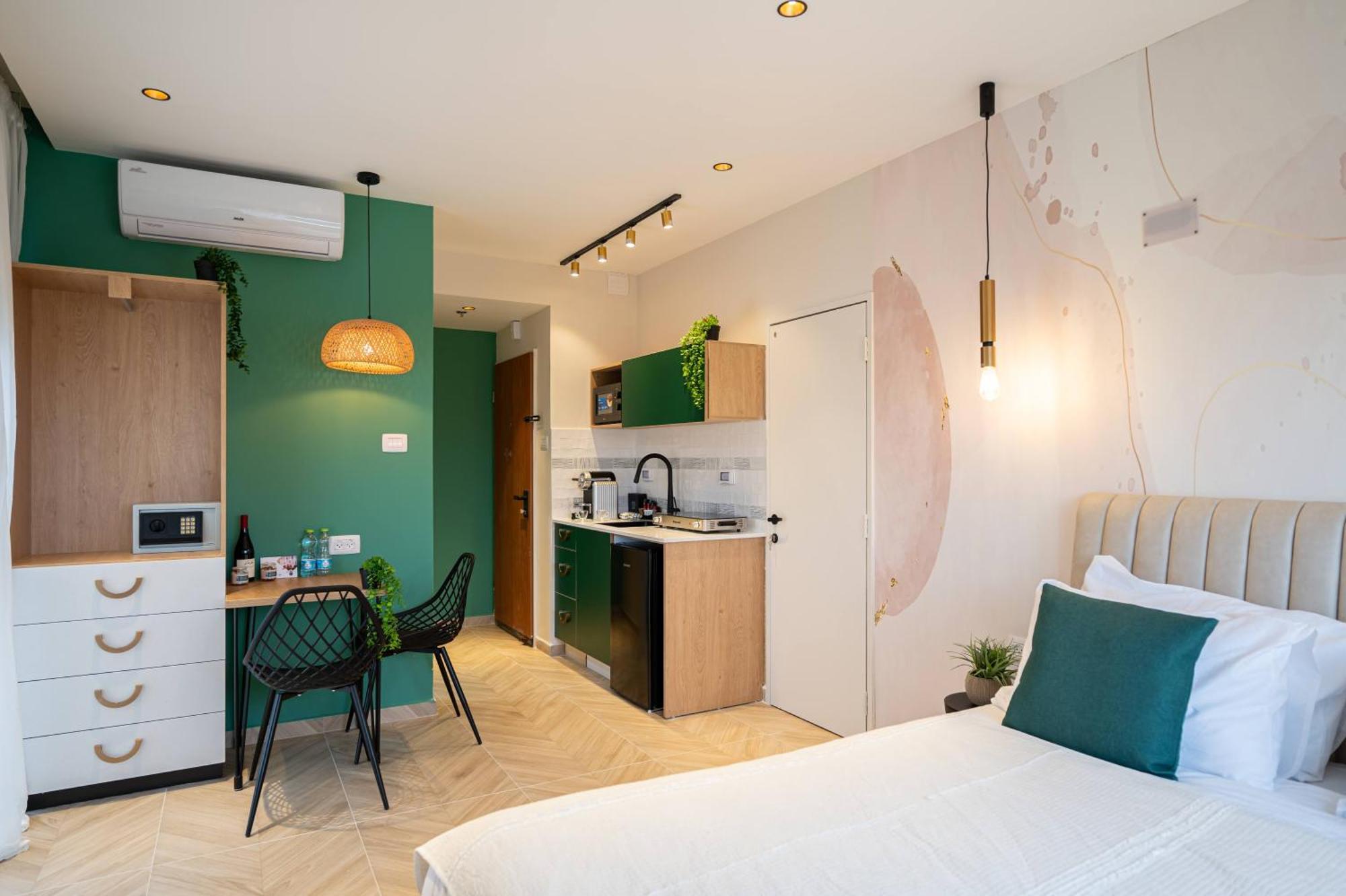 Almogim Suites Eilat Hotel (Adults Only) ภายนอก รูปภาพ